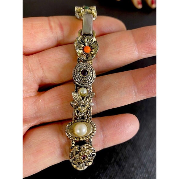 Vintage Victorian Revival Slide Charm Bracelet Flower Cameo Bee Glass 7” - Picture 10 of 10